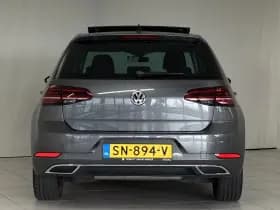 Volkswagen Golf 1.5 TSI Highline Business R | Schuif-Kanteldak | Apple-Android | Parkeercamera thumbnail 9