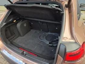 Mercedes-Benz GLA 250 e AMG Line | Schuif-kanteldak | Apple-Android | Navigatie thumbnail 29