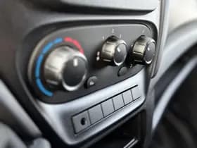 Iveco Daily 35S12V 2.3 352 H2 | 3-zits | Trekhaak | Parkeersensoren thumbnail 19