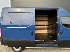 Iveco Daily 35S12V 2.3 352 H2 | 3-zits | Trekhaak | Parkeersensoren thumbnail 29