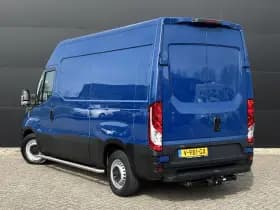 Iveco Daily 35S12V 2.3 352 H2 | 3-zits | Trekhaak | Parkeersensoren thumbnail 9