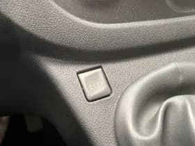 Renault Trafic 120pk L2H1 Black Edition thumbnail 14