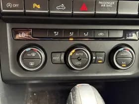 Volkswagen Amarok 3.0 TDI 4Motion DC Aventura XL thumbnail 30