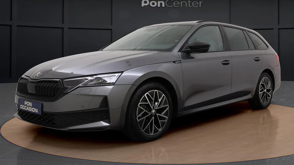 Škoda Octavia Combi 1.5 TSI Sportline — foto 1