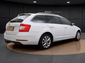 Škoda Octavia Combi 1.5 TSI Greentech Edition thumbnail 6