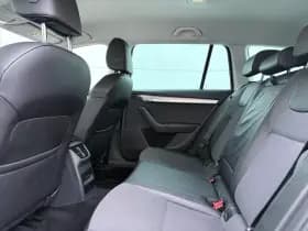 Škoda Octavia Combi 1.5 TSI Greentech Edition thumbnail 8