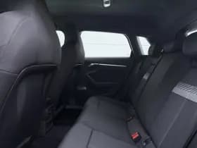 Audi A3 Sportback 30 TFSI S-line thumbnail 8