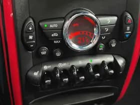 MINI Countryman 1.6 John Cooper Works ALL4 Chili | Panorama | Navi | Leder | Stoelverwarming thumbnail 18