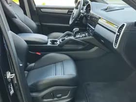 Porsche Cayenne 3.0 E-Hybrid Platinum Edition | ACC | Carplay | Trekhaak | Panorama thumbnail 13