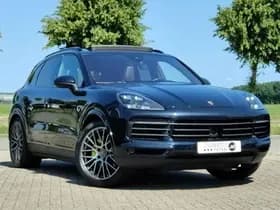 Porsche Cayenne 3.0 E-Hybrid Platinum Edition | ACC | Carplay | Trekhaak | Panorama thumbnail 3