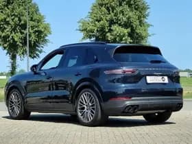 Porsche Cayenne 3.0 E-Hybrid Platinum Edition | ACC | Carplay | Trekhaak | Panorama thumbnail 4