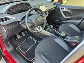 Peugeot 2008 1.2 PureTech Active | Navigatie | cruise thumbnail 9