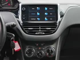 Peugeot 2008 1.2 PureTech Blue Lion | Carplay | Navi | Cruise thumbnail 16
