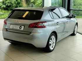 Peugeot 308 1.2 PureTech Blue Lease Executive | Panorama | Rijstrooksensor | Navigatie | PDC thumbnail 6