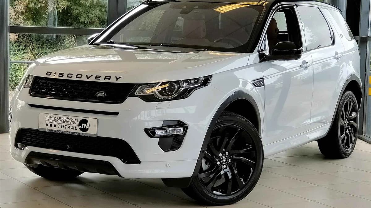 Land Rover Discovery Sport 2.0 TD4 HSE Luxury 7p. | Automaat | Carplay | Camera | Panorama — foto 1