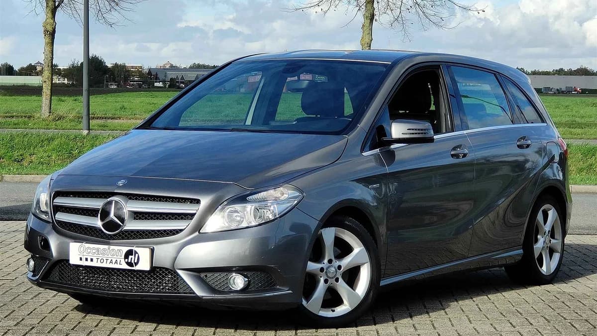 Mercedes-Benz B-Klasse 180 Ambition — foto 1