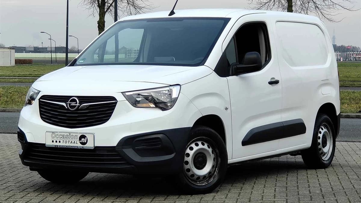 Opel Combo 1.2 Turbo L1H1 Edition | Carplay | Cruise ( Marge Bus) — foto 1
