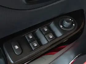 Renault Captur 1.2 TCe Dynamique | Automaat | Camera | Keyless | DAB thumbnail 19