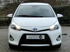 Toyota Yaris 1.5 Full Hybrid Dynamic | Camera | Climate | Cruise | Bluetooth thumbnail 2