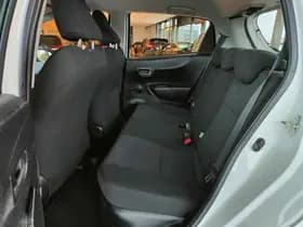 Toyota Yaris 1.5 Full Hybrid Dynamic | Camera | Climate | Cruise | Bluetooth thumbnail 11