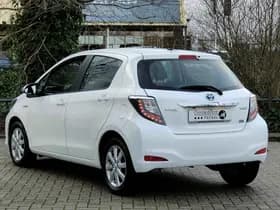 Toyota Yaris 1.5 Full Hybrid Dynamic | Camera | Climate | Cruise | Bluetooth thumbnail 4
