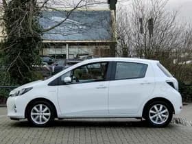 Toyota Yaris 1.5 Full Hybrid Dynamic | Camera | Climate | Cruise | Bluetooth thumbnail 8
