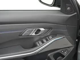 BMW 3 Serie Touring 330e High Executive thumbnail 17