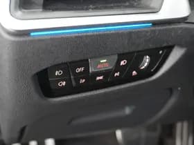 BMW 3 Serie Touring 330e High Executive thumbnail 28