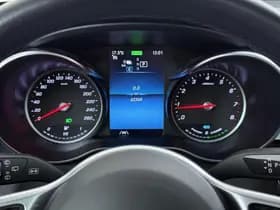 Mercedes-Benz GLC 300e 4MATIC Premium Plus thumbnail 31