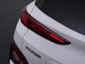 Hyundai KONA EV Premium 64 kWh thumbnail 2
