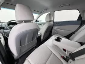 Hyundai KONA EV Premium 64 kWh thumbnail 21