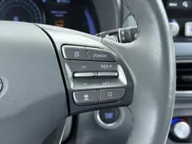 Hyundai KONA EV Premium 64 kWh thumbnail 30