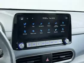 Hyundai KONA EV Premium 64 kWh thumbnail 32