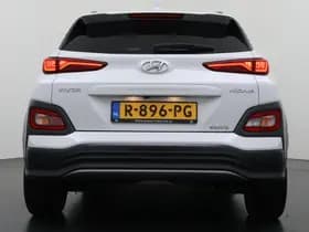 Hyundai KONA EV Premium 64 kWh thumbnail 7