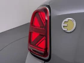 MINI Countryman 1.5 Cooper S E ALL4 thumbnail 2