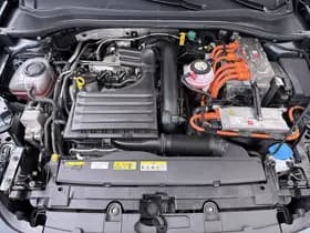 CUPRA Leon Sportstourer 1.4 eTSI PHEV FR thumbnail 17