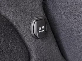 Mercedes-Benz GLA 180 Premium Plus thumbnail 12