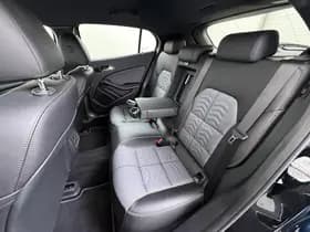 Mercedes-Benz GLA 180 Premium Plus thumbnail 24