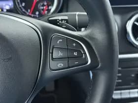 Mercedes-Benz GLA 180 Premium Plus thumbnail 32