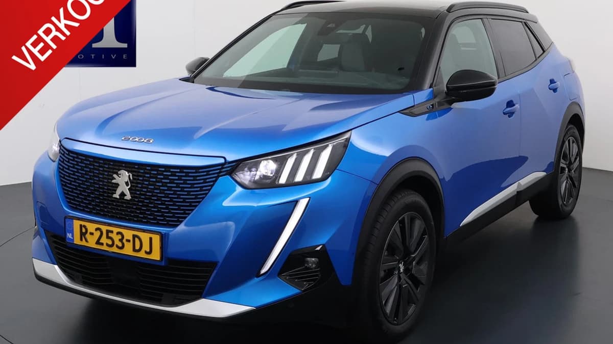 Peugeot E-2008 EV GT Pack 50 kWh — foto 1