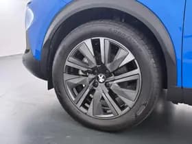 Peugeot E-2008 EV GT Pack 50 kWh thumbnail 12