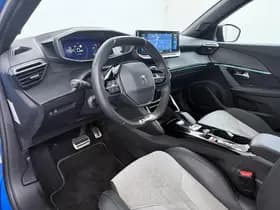 Peugeot E-2008 EV GT Pack 50 kWh thumbnail 16