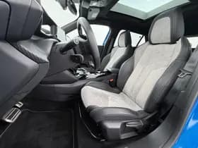 Peugeot E-2008 EV GT Pack 50 kWh thumbnail 17