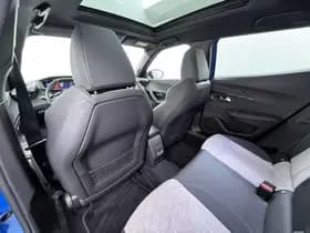 Peugeot E-2008 EV GT Pack 50 kWh thumbnail 19