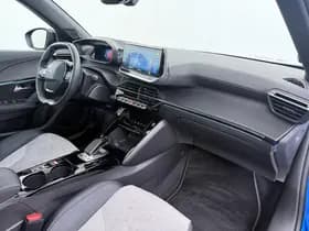 Peugeot E-2008 EV GT Pack 50 kWh thumbnail 39