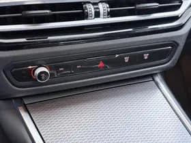 BMW 3 Serie Touring 320e thumbnail 39