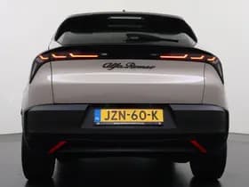 Alfa Romeo Junior Elettrica 54 kWh thumbnail 7