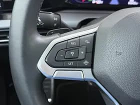 Volkswagen Golf 1.0 eTSI Life thumbnail 28