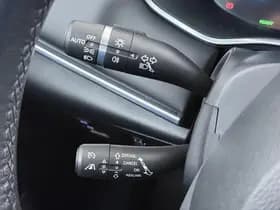 MG Marvel R Luxury 70 kWh thumbnail 33