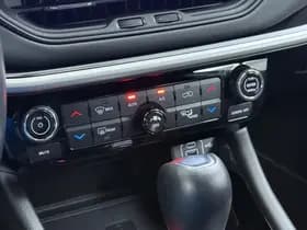 Jeep Compass 1.3T 4 x e 240 | 80th Anniversary thumbnail 42